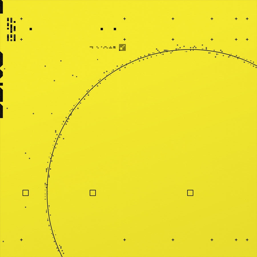 Erik Urano y Hoke exploran la fuerza invisible de la materia en “Gluones”