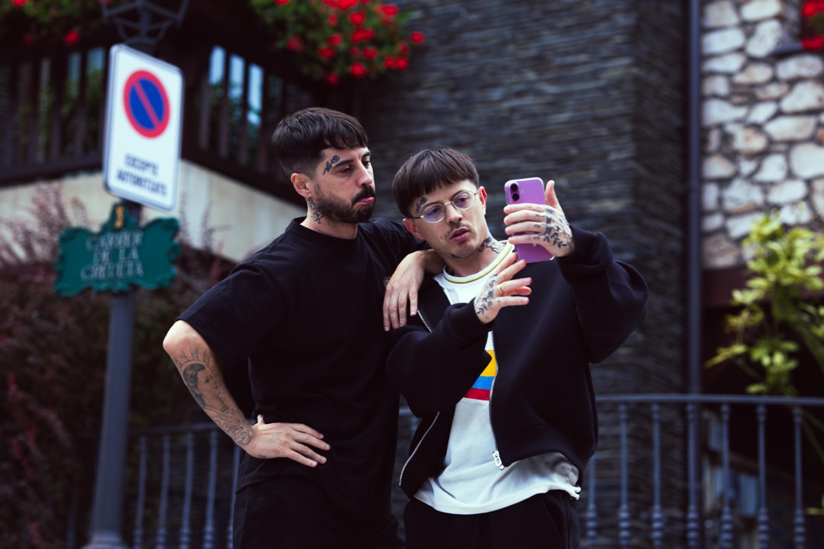 "Por Tu Culpa": el nuevo single con el que Dora Band nos sigue introduciendo en su nuevo universo