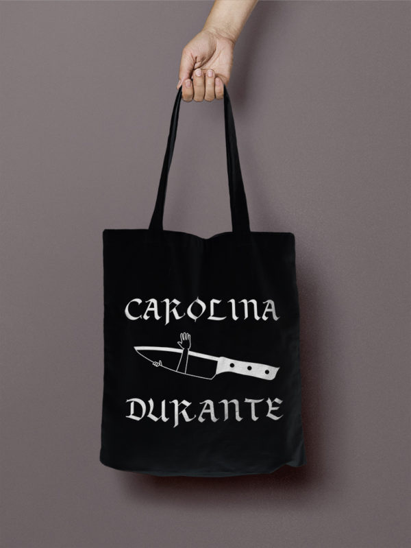 carolina-durante-bolsa-negra